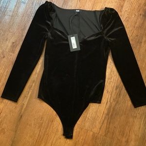 Paige Black velveteen body suit NWT ♥️🦋